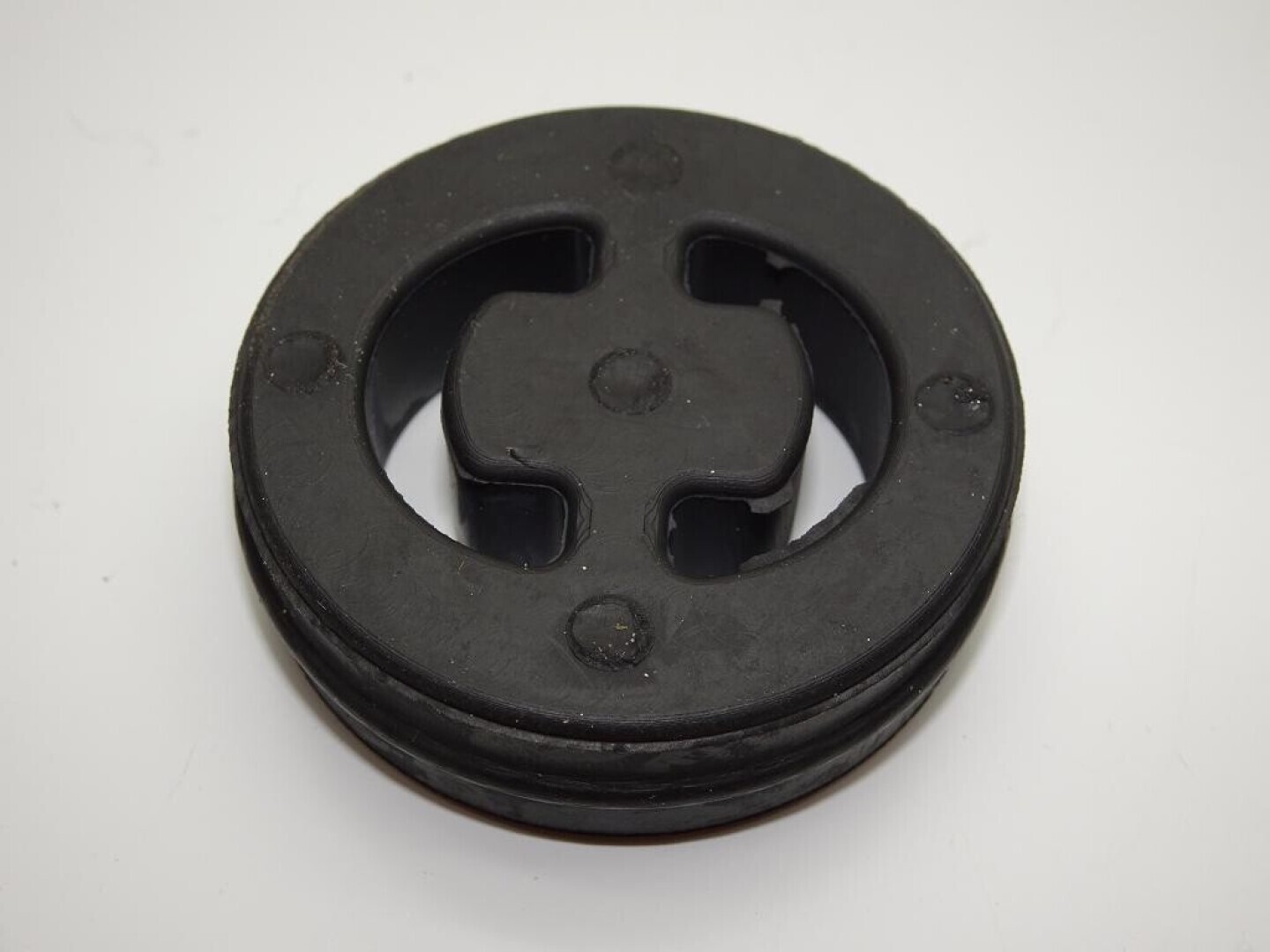 Ophangrubber uitlaat