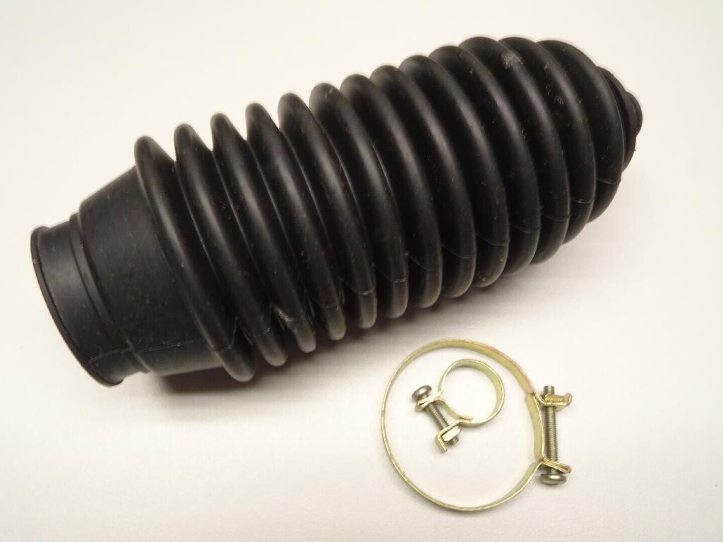 Hoes stuurstang rechts 99/900 zonder stuurbekr.